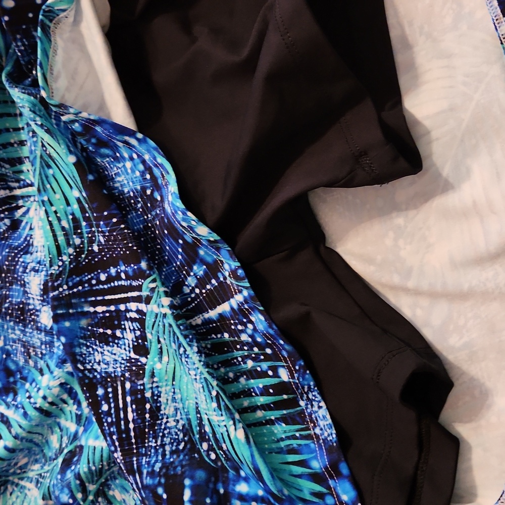 Eleide Activewear Palm Leaf Abstract Print Skirt Size XL NWT - Picture 7 of 8